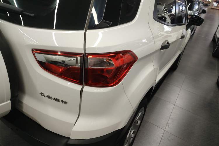 Used Ford EcoSport 2018 1.5L Automatic Elite Edition Exterior 6