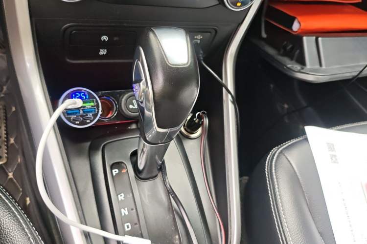 Used Ford EcoSport 2018 EcoBoost 125 Automatic Luxury Edition Gear Lever