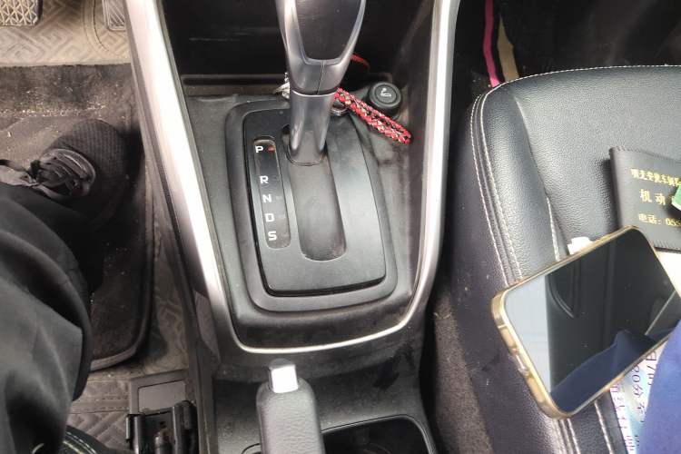 Used Ford EcoSport 2018 2.0L Automatic 4x4 Prestige Trim Gear Lever