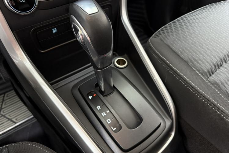Used Ford EcoSport 2018 1.5L Automatic Zunyi Trim Gear Lever