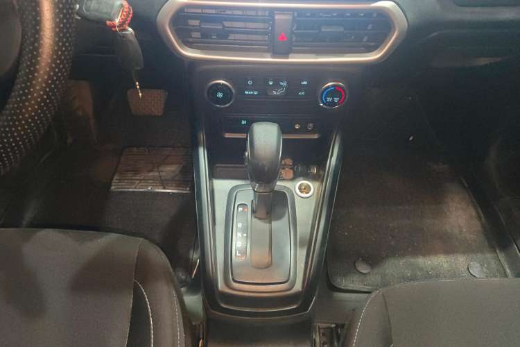 Used Ford EcoSport 2018 1.5L Automatic Elite Edition Gear Lever