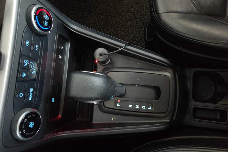 Used Ford EcoSport 2018 1.5L Automatic Elite Edition Gear Lever
