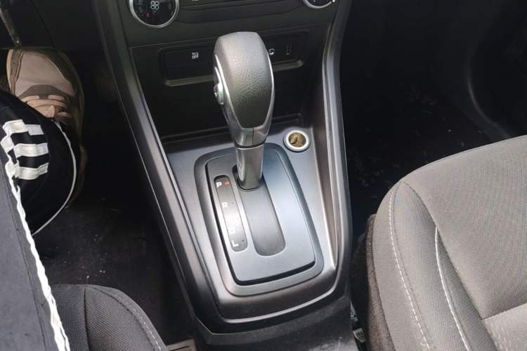 Used Ford EcoSport 2018 1.5L Automatic Elite Edition Gear Lever