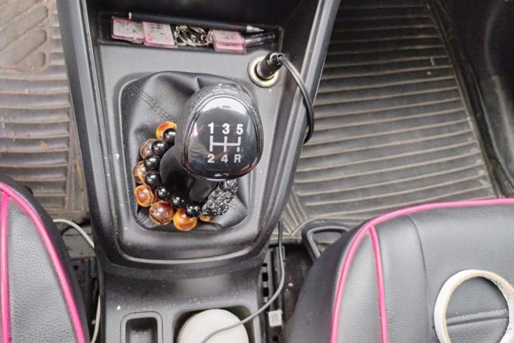 Used Ford EcoSport 2018 1.5L Manual Jingyi Model Gear Lever