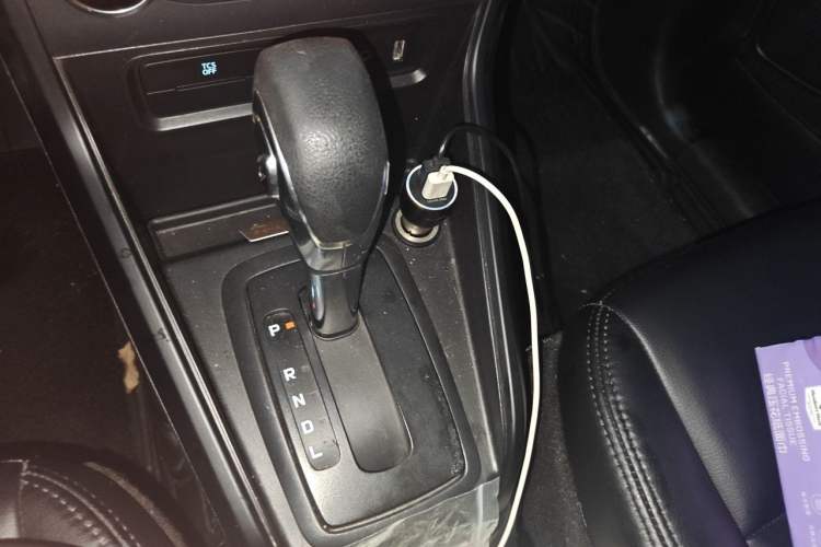 Used Ford EcoSport 2018 1.5L Automatic Elite Edition Gear Lever