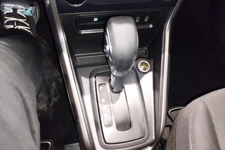 Used Ford EcoSport 2018 Revised 1.5L Automatic Platinum Wing Edition Gear Lever