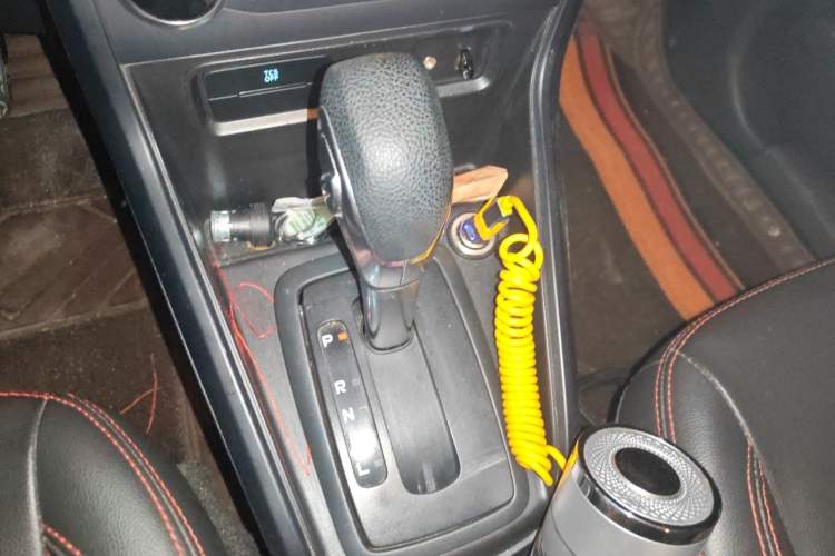 Used Ford EcoSport 2018 1.5L Automatic Elite Edition Gear Lever