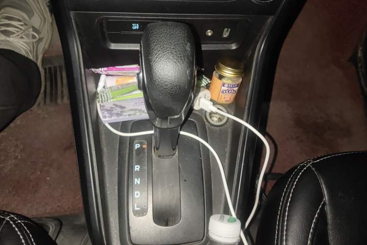 Used Ford EcoSport 2018 1.5L Automatic Elite Edition Gear Lever