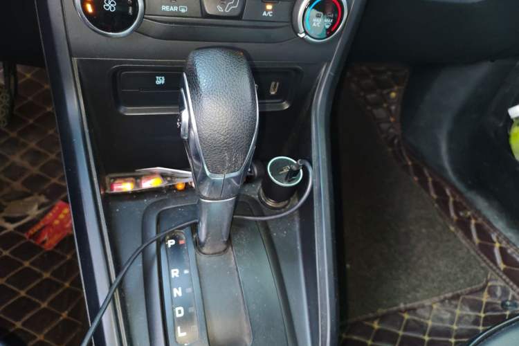 Used Ford EcoSport 2018 1.5L Automatic Elite Edition Gear Lever
