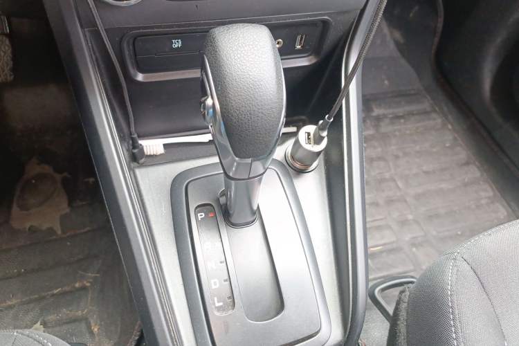 Used Ford EcoSport 2018 1.5L Automatic Elite Edition Gear Lever