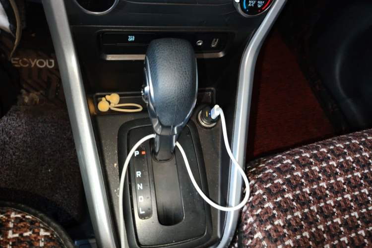 Used Ford EcoSport 2018 1.5L Automatic Elite Edition Gear Lever