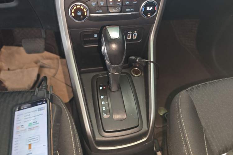 Used Ford EcoSport 2018 1.5L Automatic Zunyi Trim Gear Lever