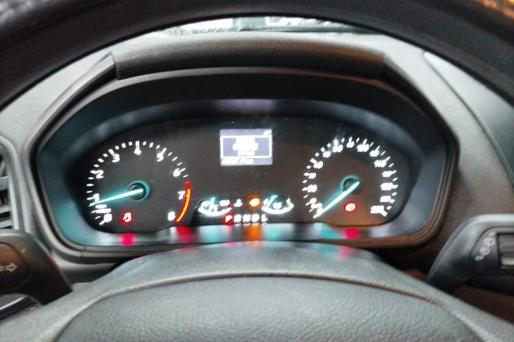 Used Ford EcoSport 2018 1.5L Automatic Platinum Wing Model Instrument Cluster