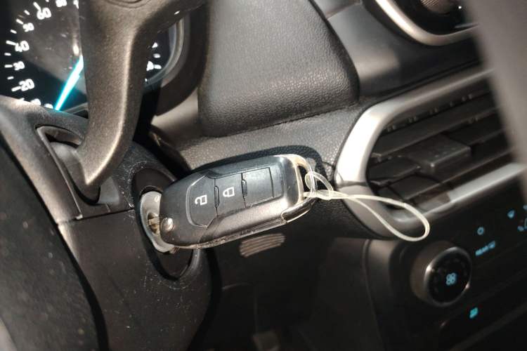 Used Ford EcoSport 2018 1.5L Automatic Elite Edition Interior 1