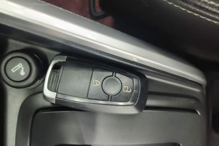 Used Ford EcoSport 2018 EcoBoost 125 Automatic Luxury Edition Interior 1