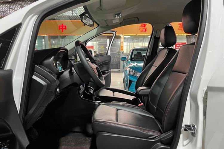 Used Ford EcoSport 2018 1.5L Automatic Elite Edition Interior 1