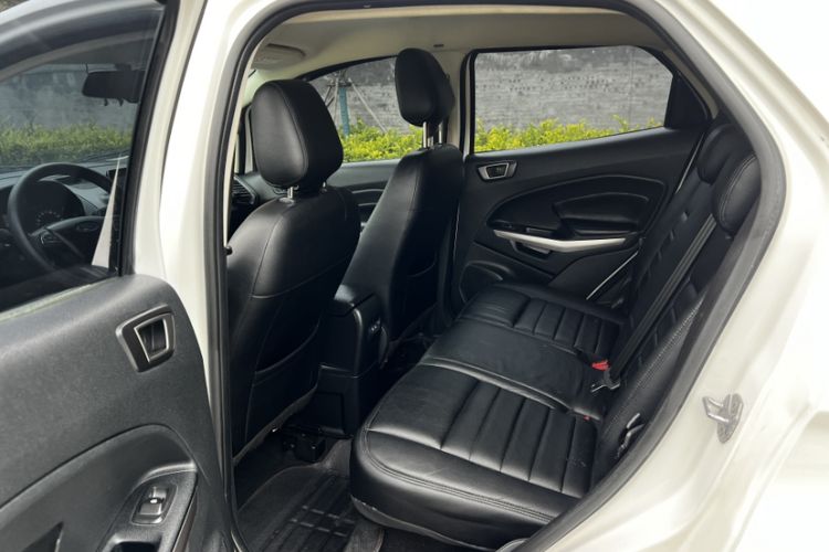 Used Ford EcoSport 2018 1.5L Automatic Platinum Wing Model Interior 2