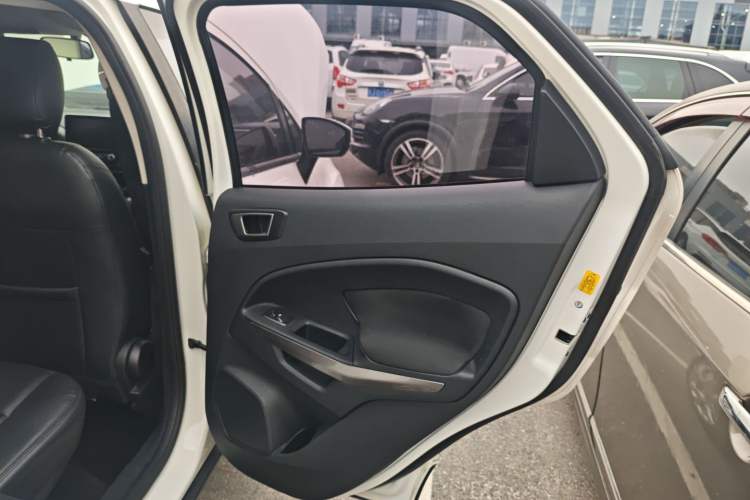 Used Ford EcoSport 2018 1.5L Automatic Platinum Wing Model Interior 3