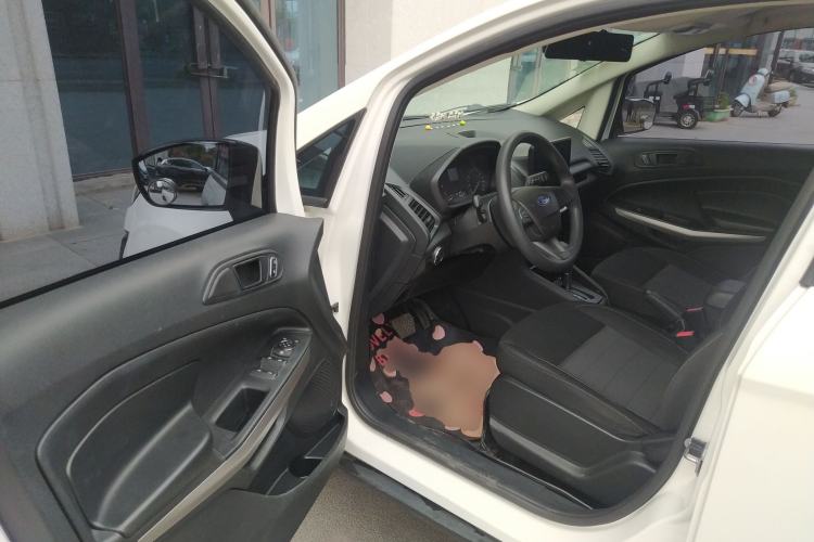 Used Ford EcoSport 2018 1.5L Automatic Elite Edition Interior 3