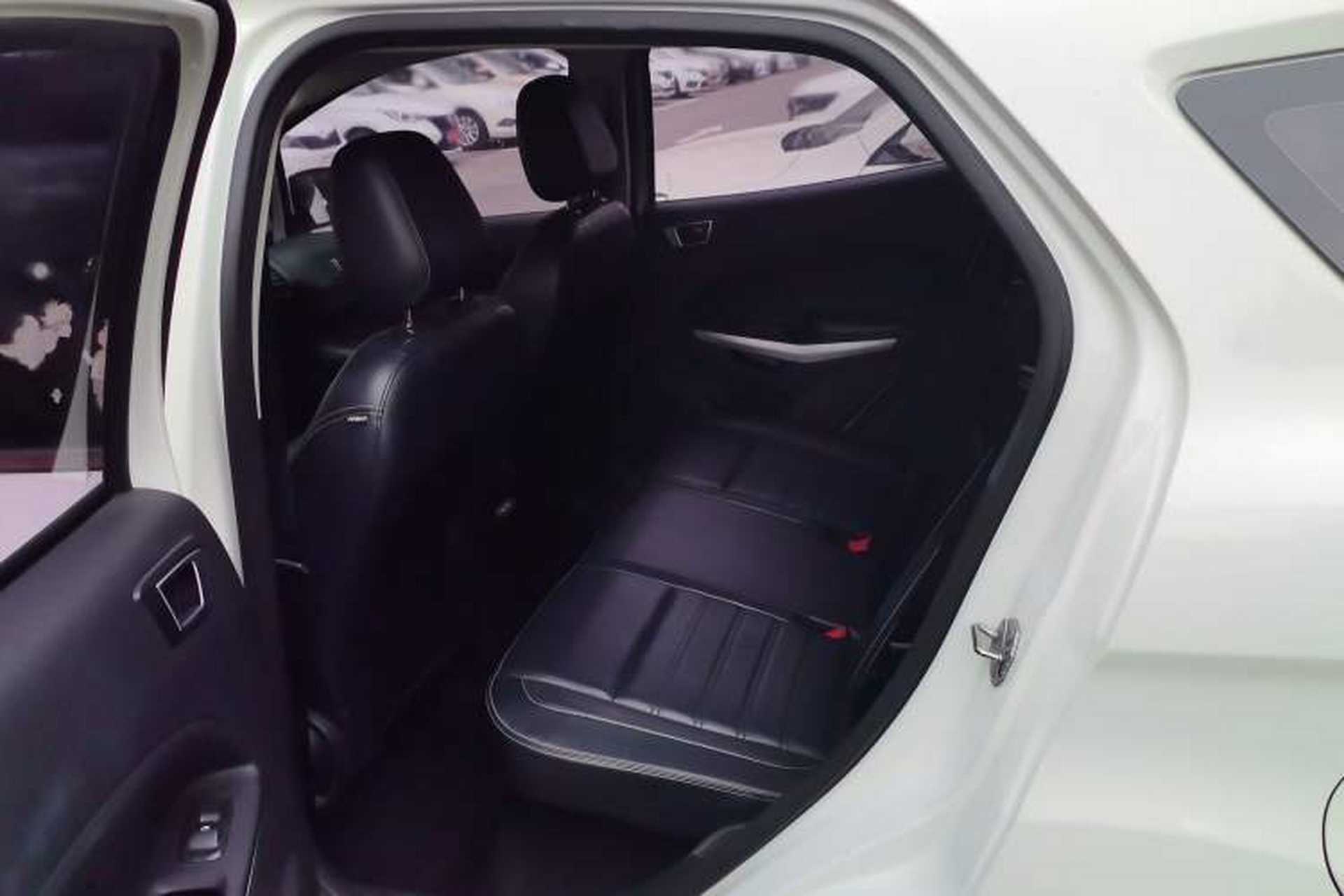 Used Ford EcoSport 2018 EcoBoost 125 Automatic Luxury Edition Interior 4