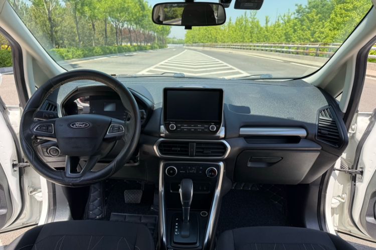 Used Ford EcoSport 2018 1.5L Automatic Platinum Wing Model Interior 4