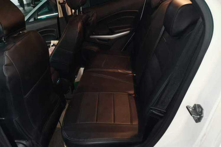 Used Ford EcoSport 2018 1.5L Automatic Elite Edition Interior 4