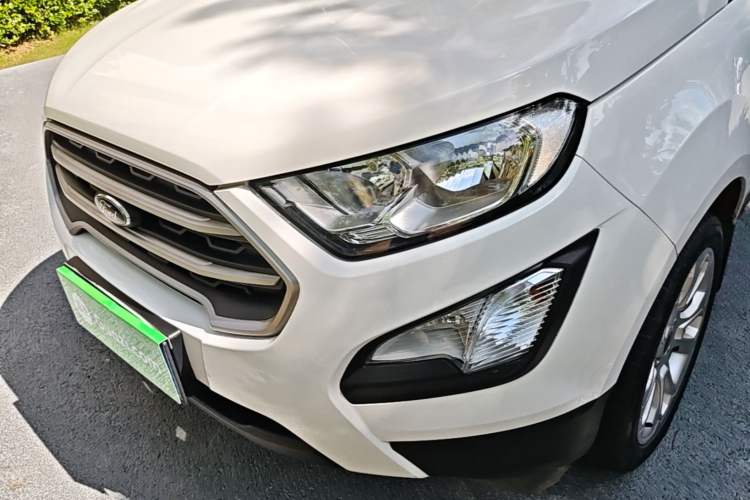 Used Ford EcoSport 2018 1.5L Automatic Platinum Wing Model Left Front Headlight