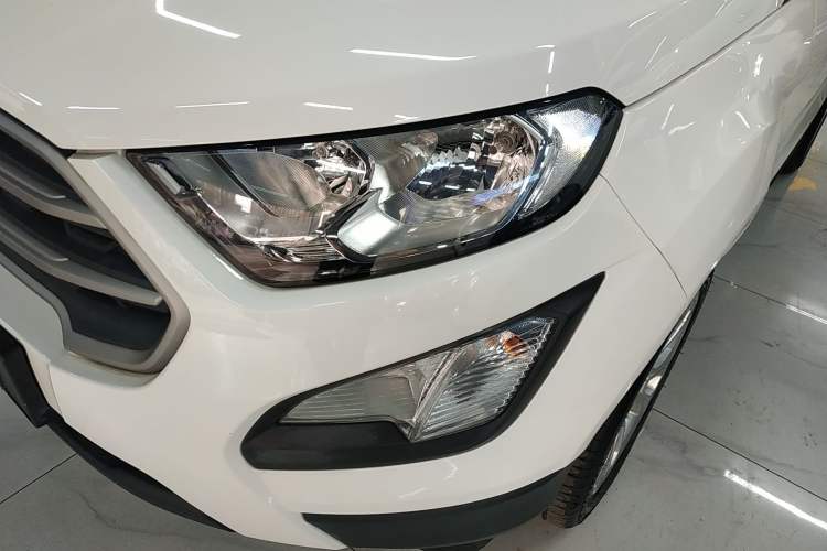 Used Ford EcoSport 2018 1.5L Automatic Platinum Wing Model Left Front Headlight