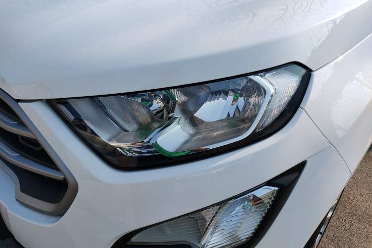 Used Ford EcoSport 2018 1.5L Automatic Platinum Wing Model Left Front Headlight