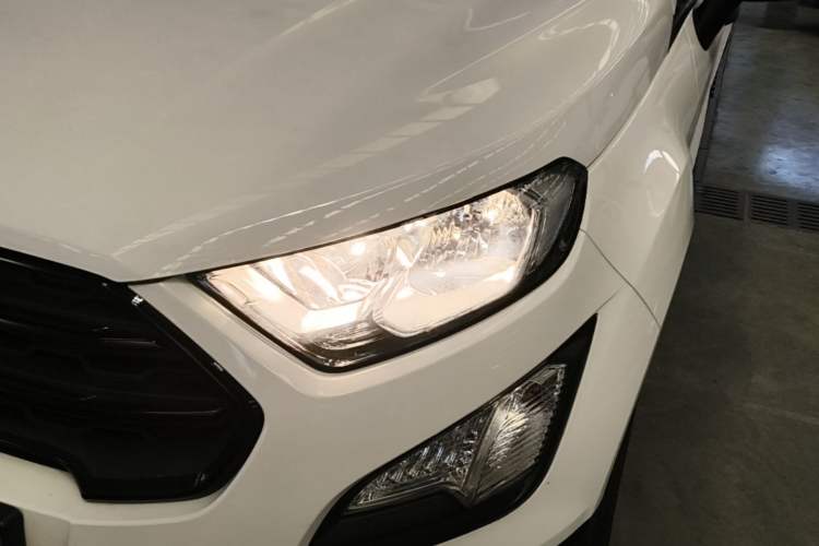 Used Ford EcoSport 2018 1.5L Automatic Elite Edition Left Front Headlight