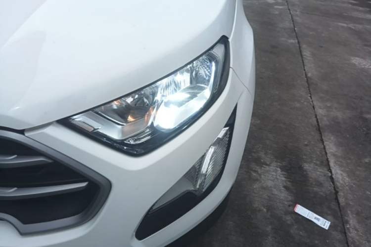 Used Ford EcoSport 2018 1.5L Automatic Platinum Wing Model Left Front Headlight