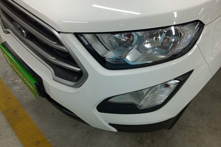 Used Ford EcoSport 2018 1.5L Automatic Platinum Wing Model Left Front Headlight
