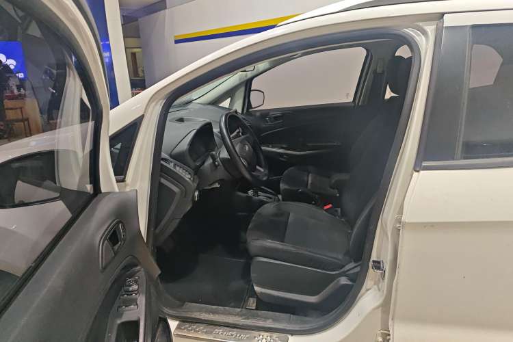 Used Ford EcoSport 2018 1.5L Automatic Elite Edition Left Front Seat