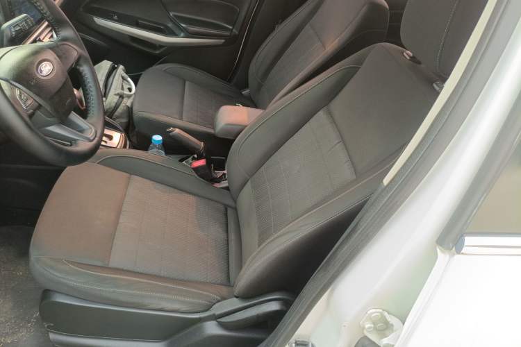 Used Ford EcoSport 2018 1.5L Automatic Platinum Wing Model Left Front Seat