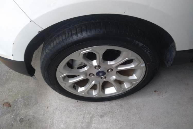 Used Ford EcoSport 2018 Revised 1.5L Automatic Platinum Wing Edition Left Front Wheel Hub