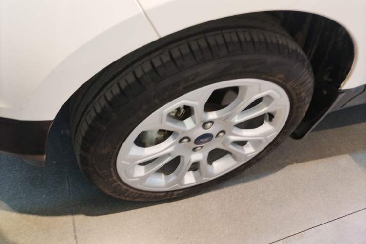 Used Ford EcoSport 2018 Revised 1.5L Automatic Platinum Wing Edition Left Front Wheel Hub