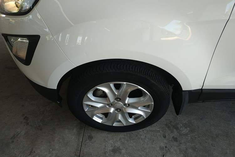 Used Ford EcoSport 2018 1.5L Automatic Elite Edition Left Front Wheel Hub