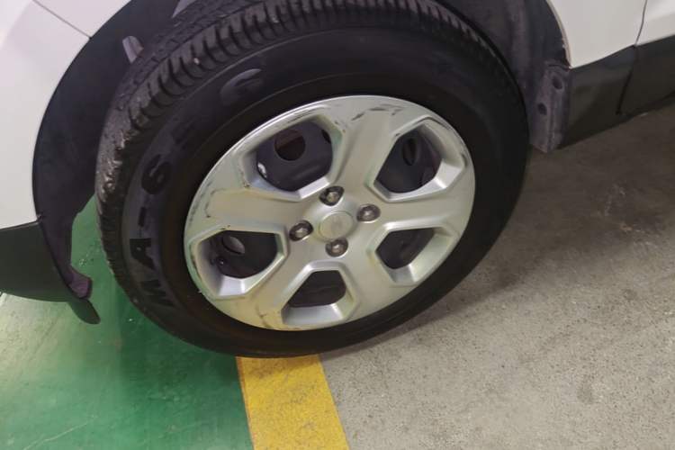 Used Ford EcoSport 2018 1.5L Automatic Elite Edition Left Front Wheel Hub