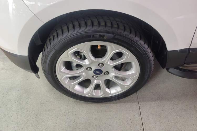 Used Ford EcoSport 2018 1.5L Automatic Zunyi Trim Left Front Wheel Hub