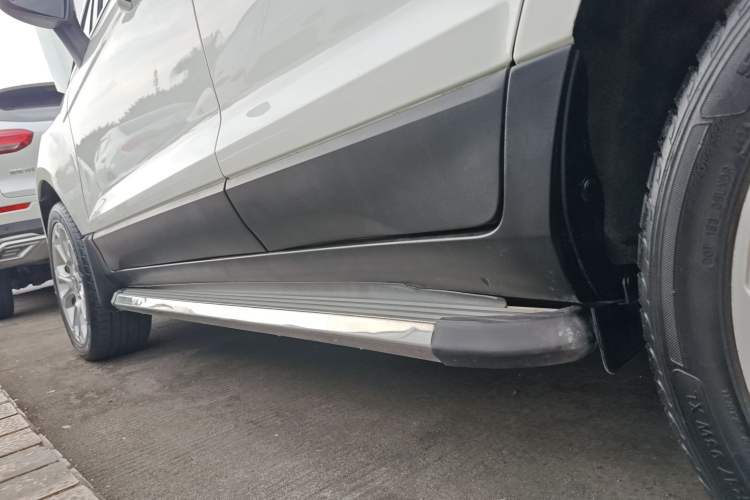 Used Ford EcoSport 2018 1.5L Automatic Zunyi Trim Left Side Sill