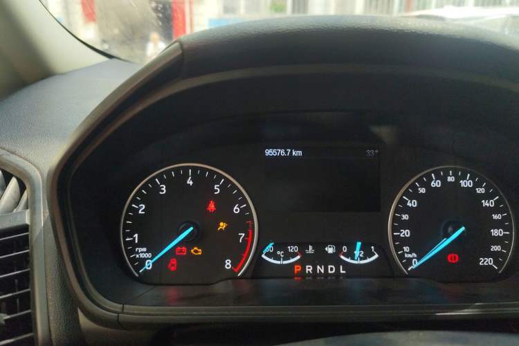 Used Ford EcoSport 2018 1.5L Automatic Zunyi Trim Odometer Close Up