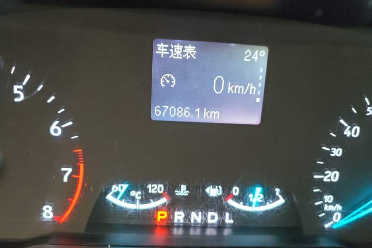 Used Ford EcoSport 2018 1.5L Automatic Elite Edition Odometer Close Up