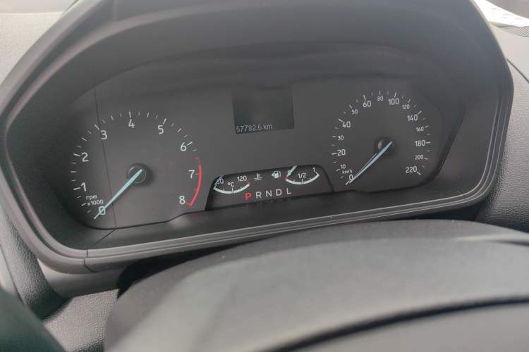 Used Ford EcoSport 2018 1.5L Automatic Platinum Wing Model Odometer Close Up