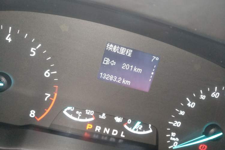 Used Ford EcoSport 2018 Revised 1.5L Automatic Platinum Wing Edition Odometer Close Up