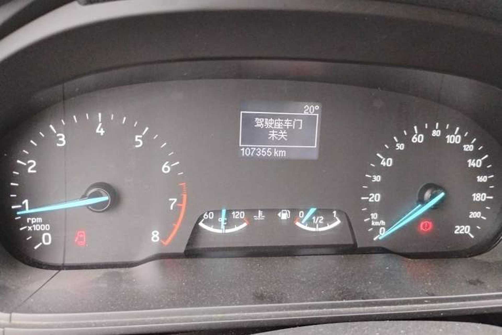 Used Ford EcoSport 2018 1.5L Manual Jingyi Model Odometer Close Up