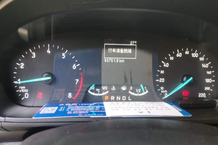 Used Ford EcoSport 2018 1.5L Automatic Platinum Wing Model Odometer Close Up