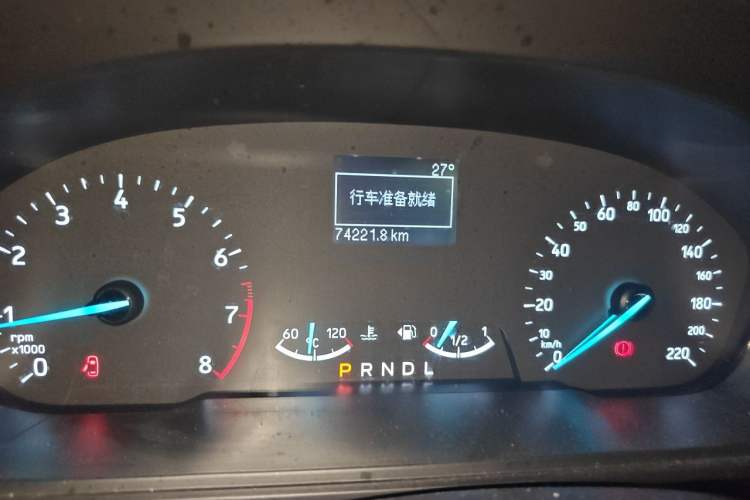Used Ford EcoSport 2018 1.5L Automatic Elite Edition Odometer Close Up