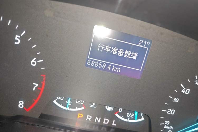 Used Ford EcoSport 2018 1.5L Automatic Elite Edition Odometer Close Up