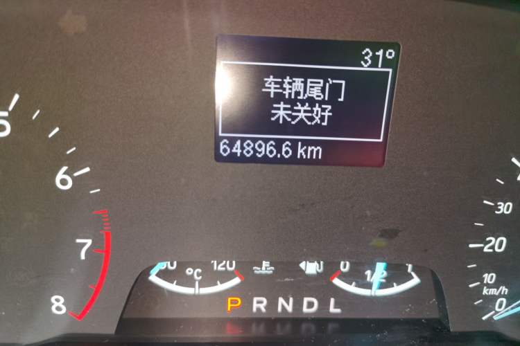 Used Ford EcoSport 2018 1.5L Automatic Elite Edition Odometer Close Up