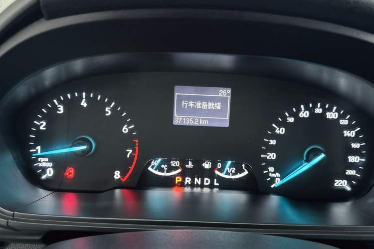 Used Ford EcoSport 2018 1.5L Automatic Elite Edition Odometer Close Up